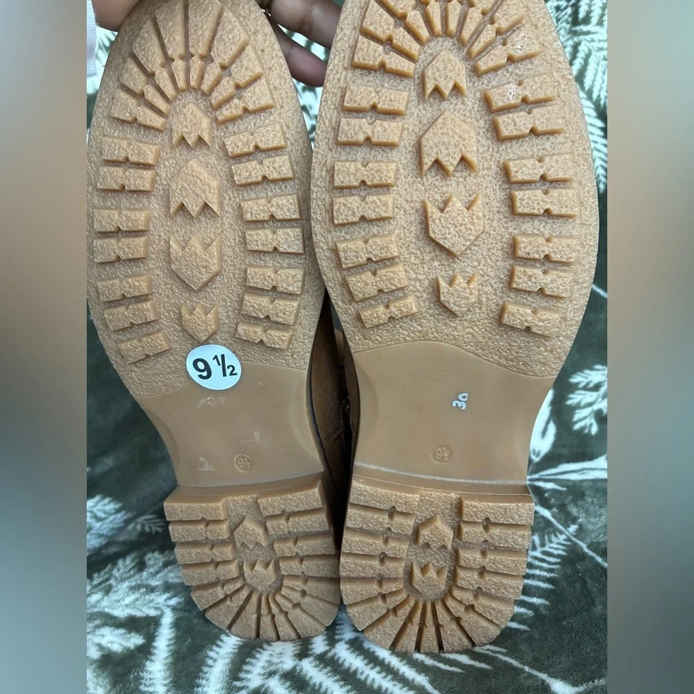 Cliffs by WHITE MOUNTAIN classic brown
